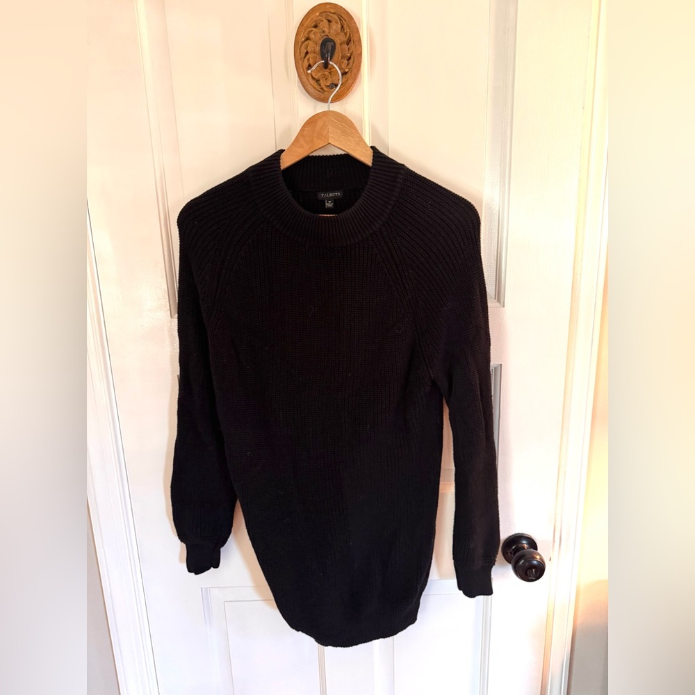 Talbots women’s Classic Chunky Black Crewneck Sweater